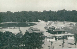 V Rokycanech měli také bělostnou vyhlídkovou restauraci. Bohužel se nedochovala