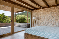 Apartmán s terasou (Farma Sa Taronja, Beef architekti)