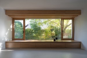 Přestavba řadového domu v Praze-Dědině od studia SOA architekti
