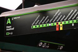 Po deseti měsících se otevřela zrekonstruovaná stanice metra Jiřího z Poděbrad