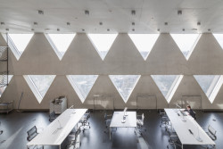 Province Headquarters v Antverpách, XDGA