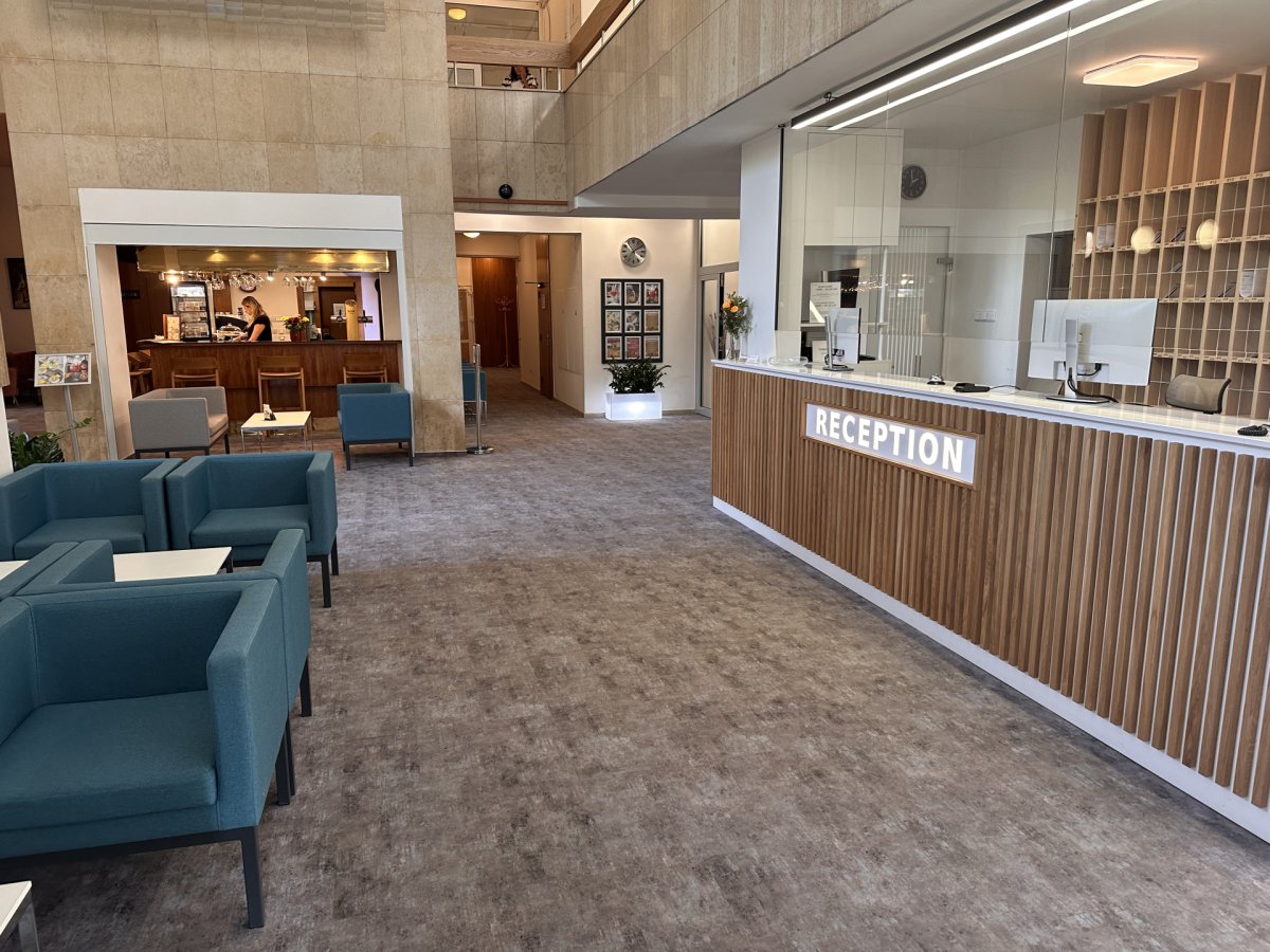 Realizace v hotelu Ilf v Praze, kde byly lamely Flotex použity při renovaci lobby a přilehlé restaurace