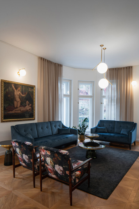 Zrekonstruovaná vila poblíž Prahy od Karnet architekti