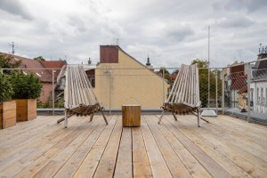 Podnikatelský inkubátor Dům na rohu ve Valašských Kloboukách od studia Jan Hanousek Architekti