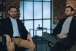 Jiří a Ondřej Slowikovi, zakladatelé projektu Real World TexturesJiří a Ondřej Slowikovi, zakladatelé projektu Real World Textures.