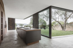 F Holiday House, Bergmeisterwolf