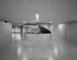 Campus Moos, dostavba školního kampusu ve švýcarském Rüschlikonu, ateliér E2A