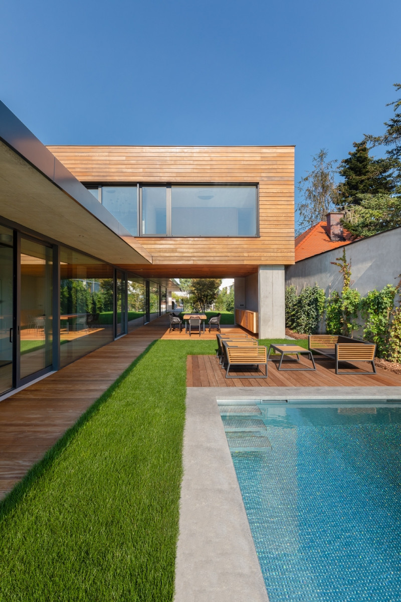 Rodinný dům v Průhonicích od Kamil Mrva Architects