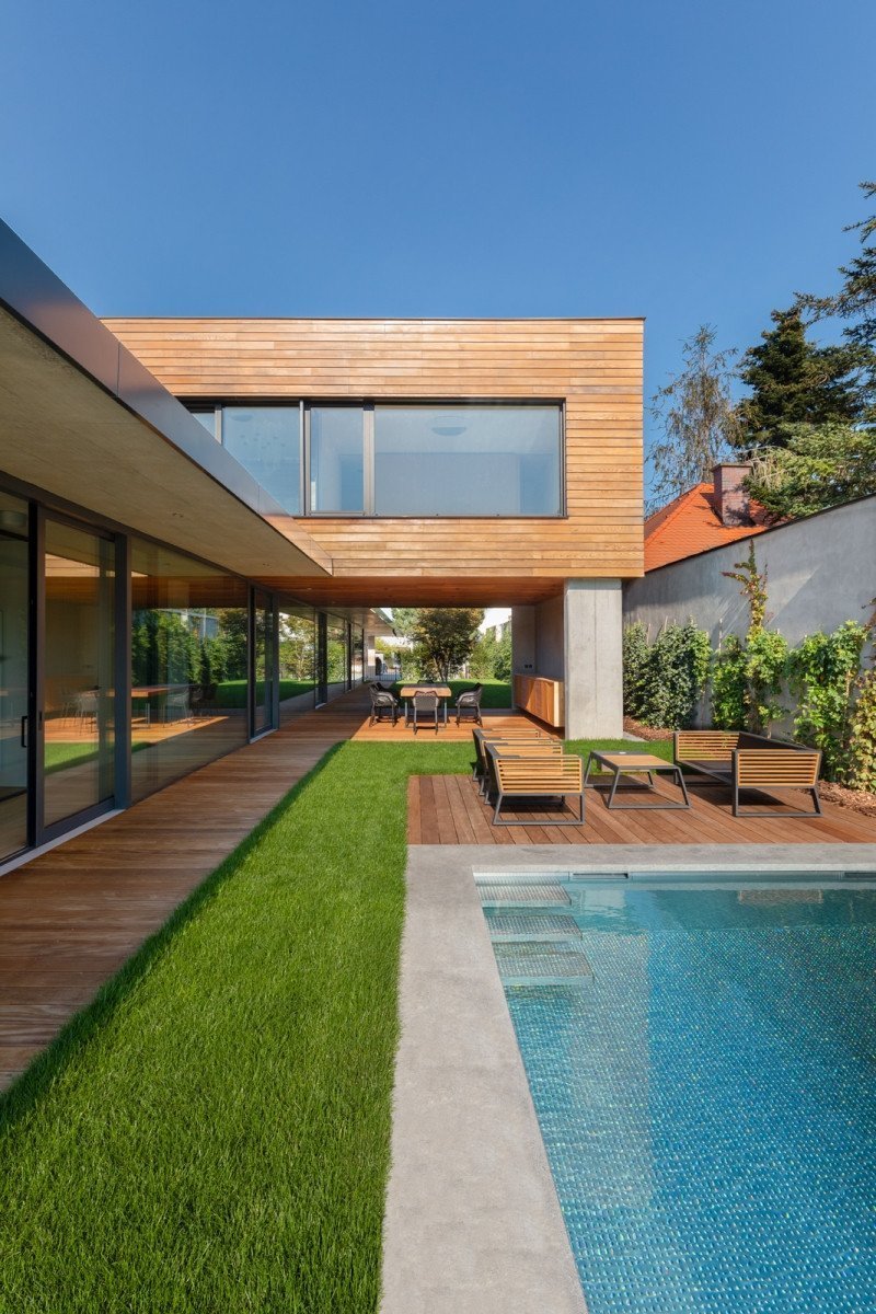 Rodinný dům v Průhonicích od Kamil Mrva Architects