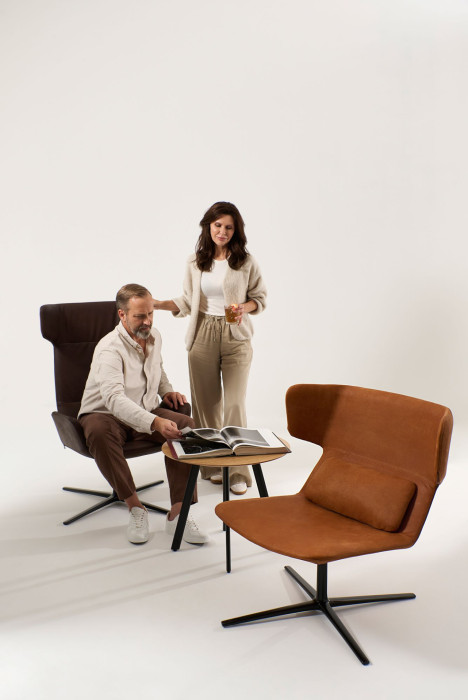 Křeslo Flexi Lounge od LD Seating, které navrhlo italské studio Orlandini Design.