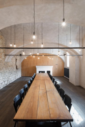 OTA, vinařství Salabka, degustační sklípek, foto