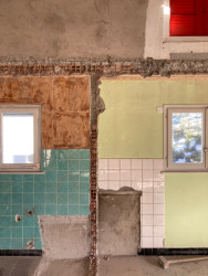 Rodinné komunitní bydlení ve Villy, Madeleine architectes, Studio François Nantermod: Stavba a rekonstrukce objektu