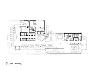 Půdorys 1. NP (Centrum výpočetní a datové vědy Bostonské univerzity, KPMB Architects)