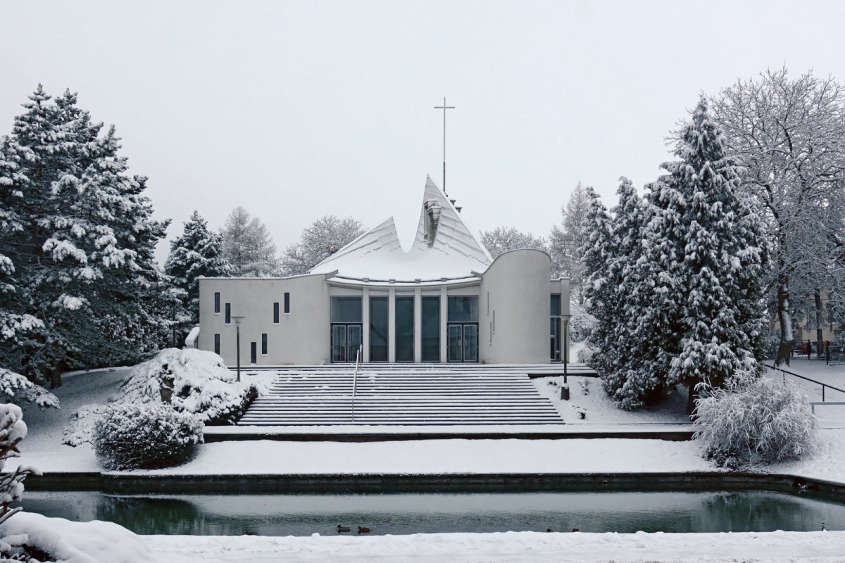 Kostel sv. Josefa v Senetářově, Ludvík Kolek, 1969–1971