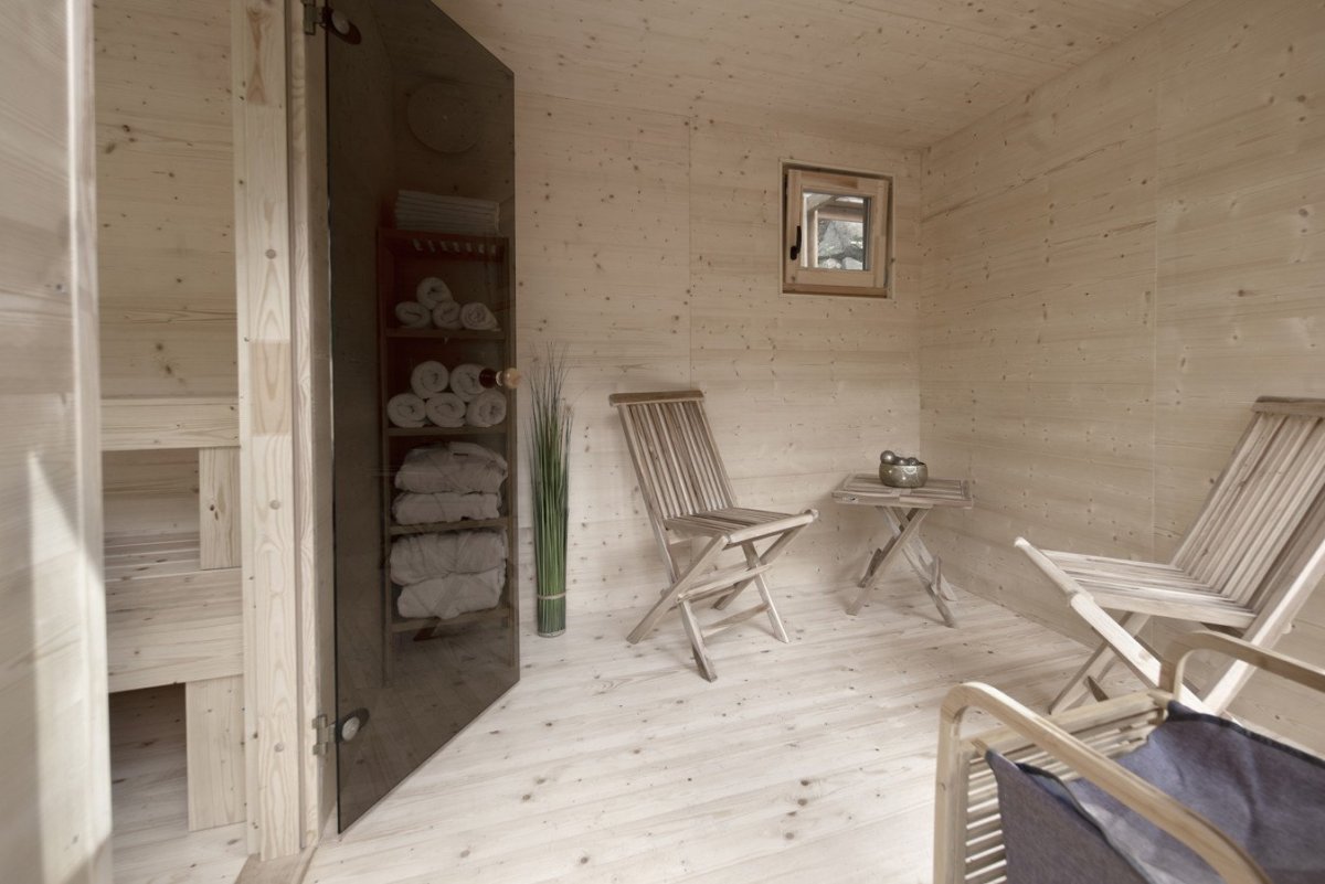 Plující sauna Lom od ateliéru Hra