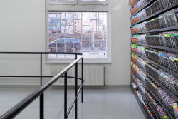 Graffneck Shop, 0,5 Studio