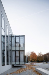 Nově zrekonstruovaný kulturní dům v Ostravě od Platforma architekti