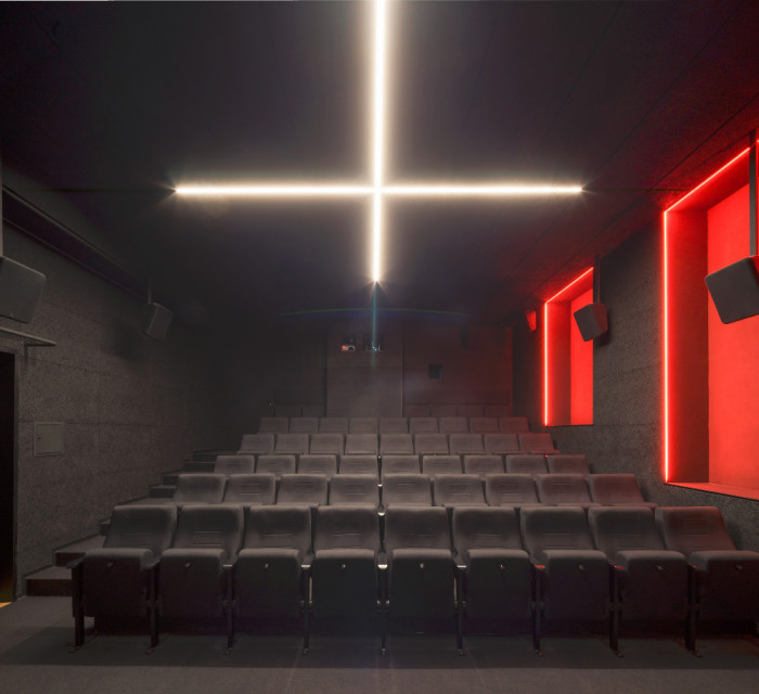 Nový kinosál kina Světozor, SKUPINA/ Marcela Steinbachová, Vít Holý