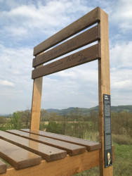 Vyhlídka školní židle nad Hodslavicemi