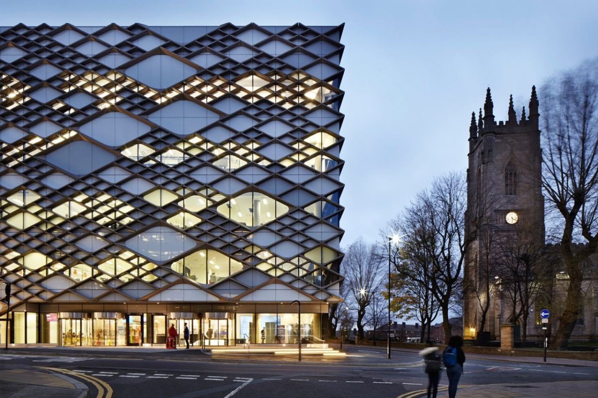 Matt Cartwright (Twelve Architects & Masterplanners), The Diamond - foto