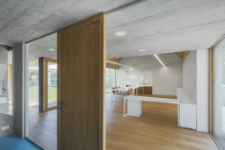 Sídlo firmy RenoEnergie, ov-a (Opočenský Valouch architekti)