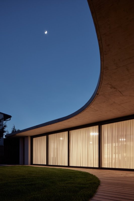 RD Jarovce, Compass architekti