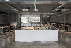 The Eatery, NEUHÄUSL HUNAL