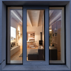 Rekonstrukce přízemního bytu, What architects