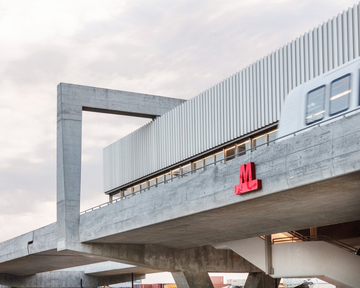 Stanice metra Orientkaj v Kodani od studií COBE + ARUP