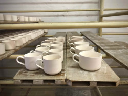 Od 26. do 28. května 2023 bude jihomoravský Mikulov hostit festival Křehký Mikulov. Na programu je designová přehlídka, tvůrčí workshopy i tradiční opékání buřtů