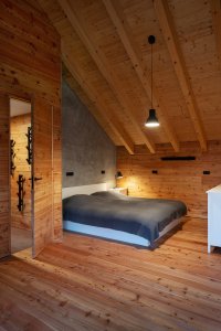 Pařezová chaloupka v Orlických horách od molo architekti