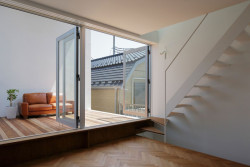 Takuro Yamamoto, Malý dům s velkou terasou - foto