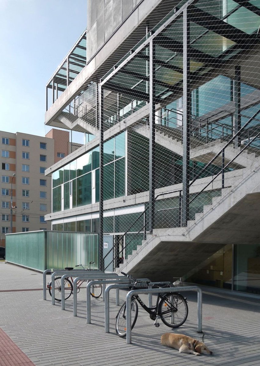 SLLA, Komunitní centrum Máj – foto