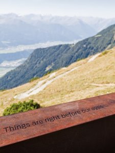 Téměř tři kilometry dlouhá stezka má úchvatné výhledy na pohoří Karwendel. 