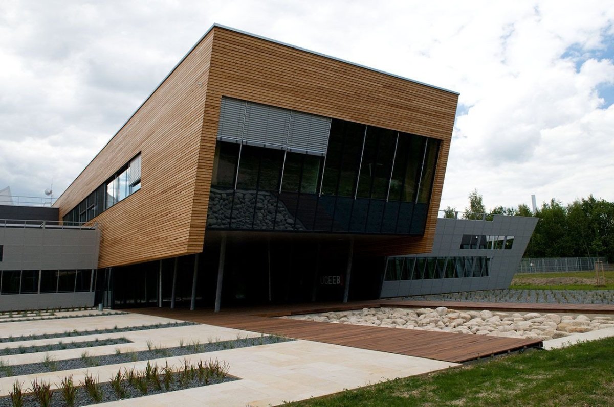 Tomáš Šenberger, Tomáš Med, UNIVERZITNÍ CENTRUM ENERGETICKY EFEKTIVNÍCH BUDOV ČVUT - foto