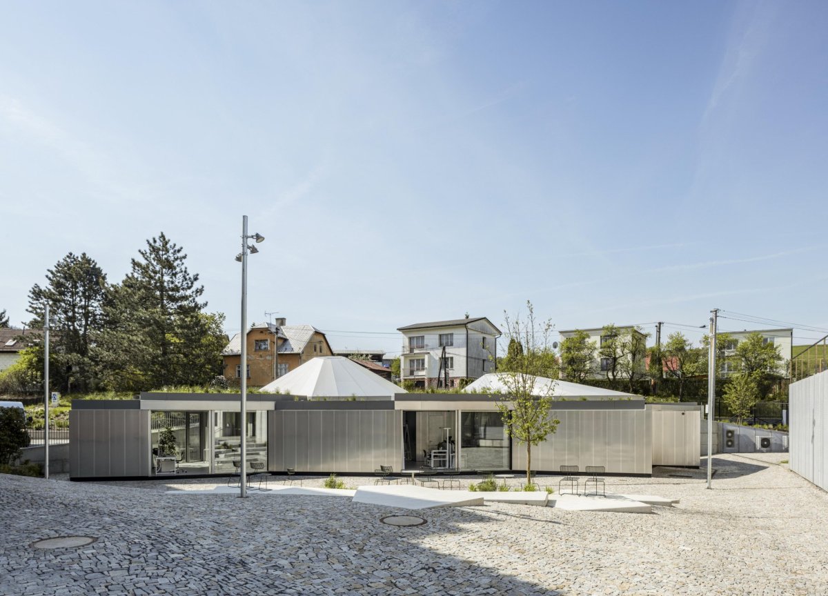 Společnost KOMA MODULAR zve na odborný seminář, který proběhne 15. června ve Vizovicích, přímo v sídle společnosti