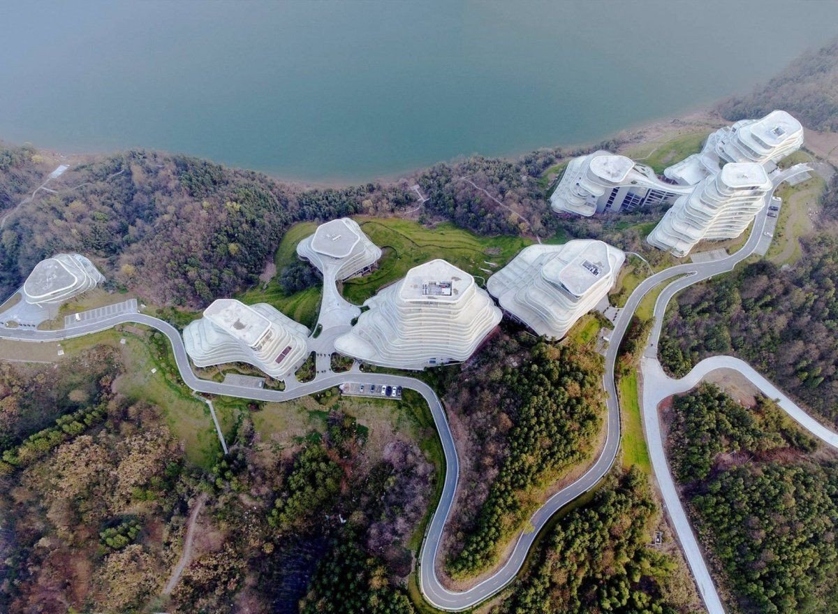 Huangshan Mountain Village, MAD architects