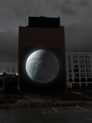 View from the moon ve Stínadlech na Starém Městě, Joanie Lemercier.