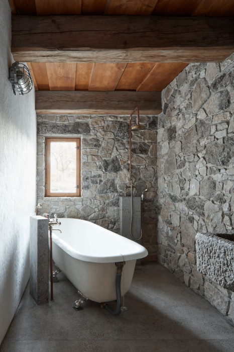 Lenka Míková, rekonstrukce usedlosti v Jižních Čechách