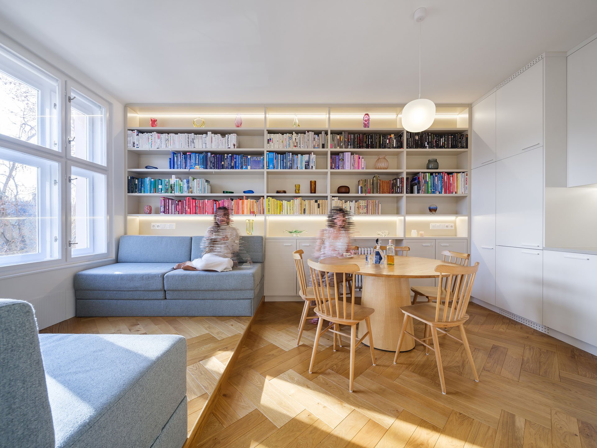 Rekonstrukce bytu v Praze, No Architects