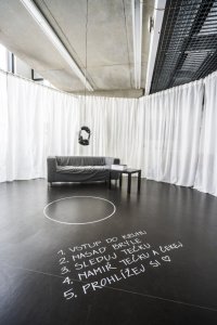 Na fakultě architektury ČVUT v Praze probíhá výstava ateliérových prací. Navštívit ji je možné do 7. února 2025.