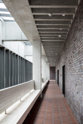 Fakulta rozhlasové a televizní tvorby Slezské univerzity v Katovicích, BAAS Arquitectura + Grupa 5 Architekci + Małeccy Biuro Projektowe