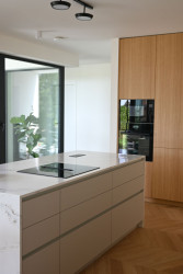 Interiér domu rodiny Lenky Stříteské od Teď Ateliér