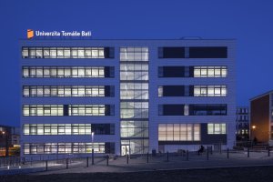 Univerzita Tomáše Bati ve Zlíně, Eva Jiřičná