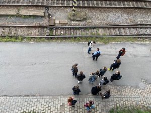 Studenti ateliéru Valouch–Stibral na Fakultě architektury ČVUT se zabývali využitím volných parcel v blízkosti železnic