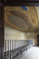 Princip neurčitosti, Desfourský palác