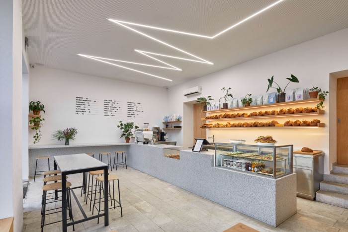 Kro Café, NEUHÄUSL HUNAL / David Neuhäusl, Matěj Hunal