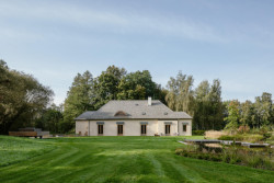 Stavba v průběhu historie vystřídala několik podob