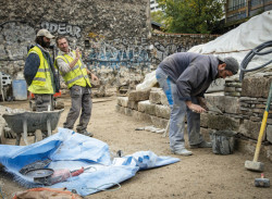 Komunitní ekologické centrum v Paříži od Grand Huit a Mélanie Drevet