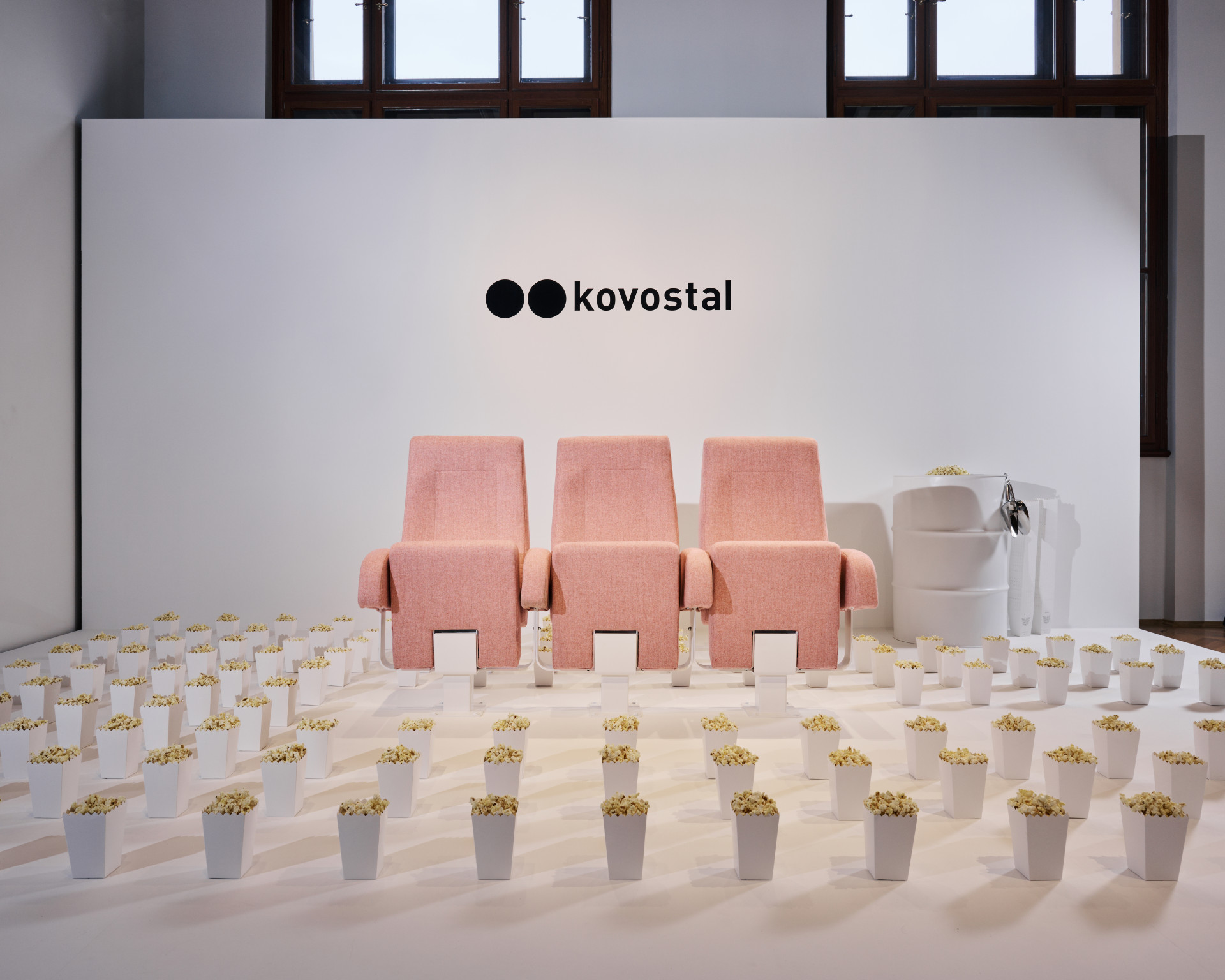 mmcité koupilo firmu Kovostal. 